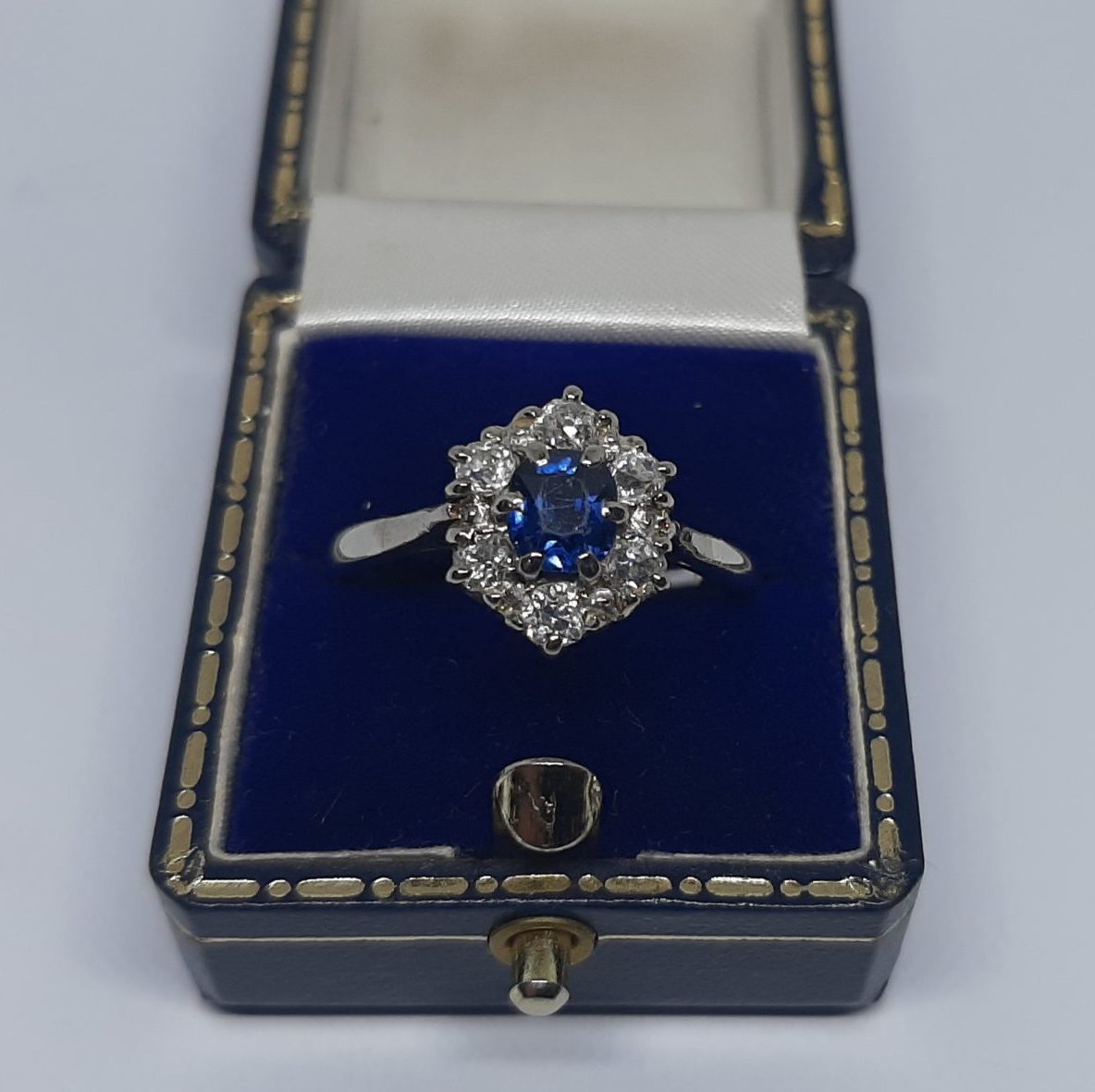 preloved platinum diamond rings